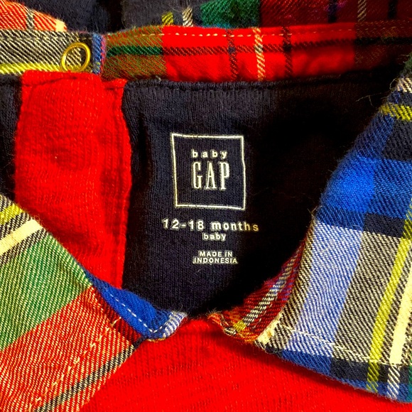 Baby Gap 3 in 1 plaid sweater, shirt & pant. Perfect for Christmas. 12-18 mo 🎄 - Picture 4 of 5
